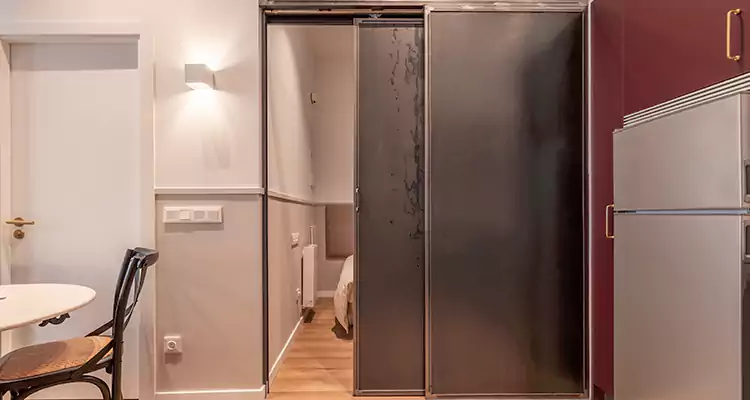 We Fix Closet Sliding Door in Sunset, FL 