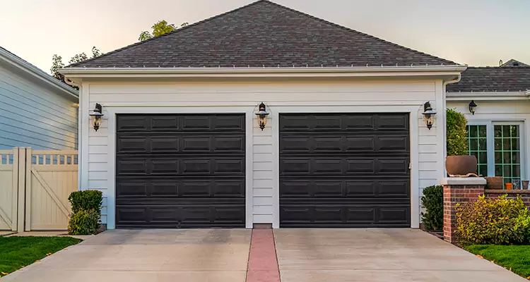 Residential Local Garage Door Repair in Sunset, FL